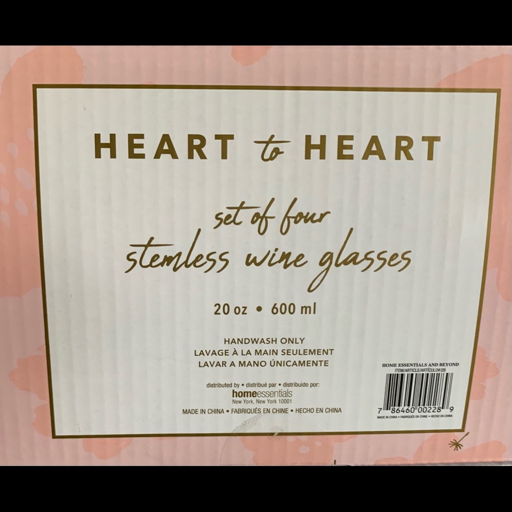 Four Steamless Wine Glasses - Picture 2 of 2